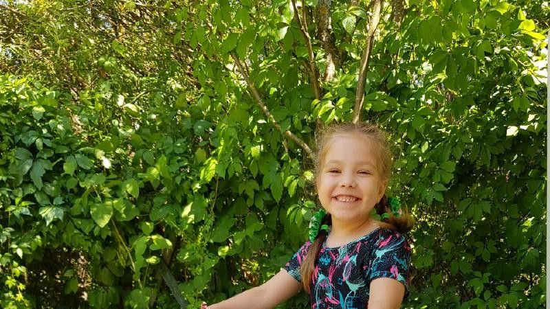 Велосипедистка