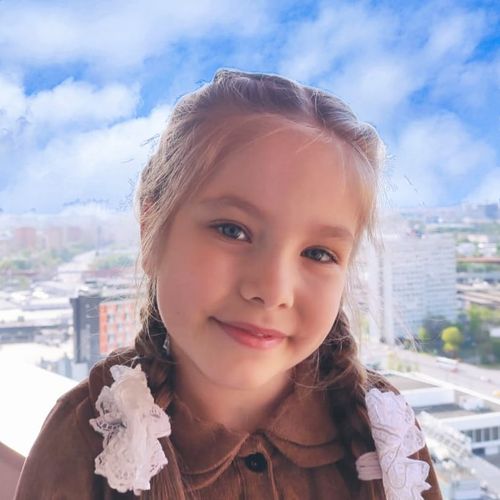 Обложка "Москва огромная"